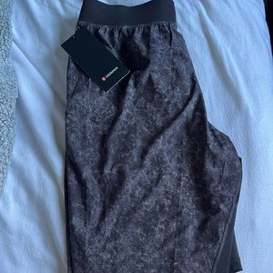 NEW w/ Tag Lululemon Men’s T.H.E. Short 9”